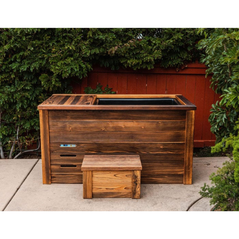 Kooru Cold Plunge Tub – Redwood Ice Bath with Integrated Chiller & Filtration System