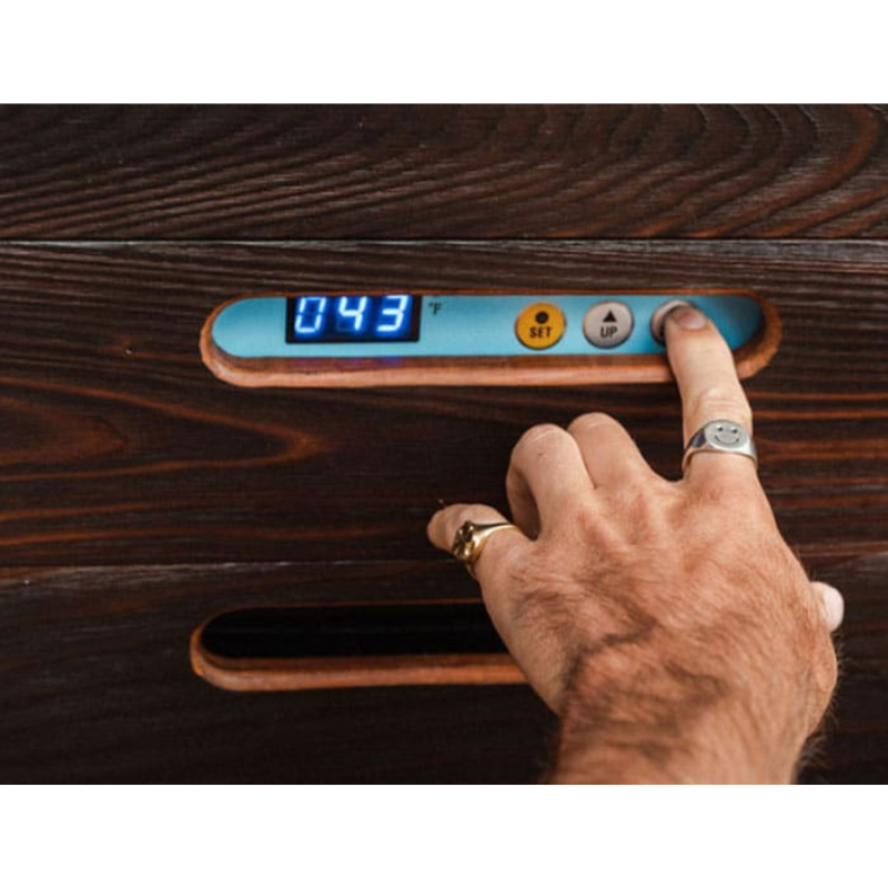 Kooru Cold Plunge Tub – Redwood Ice Bath with Integrated Chiller & Filtration System
