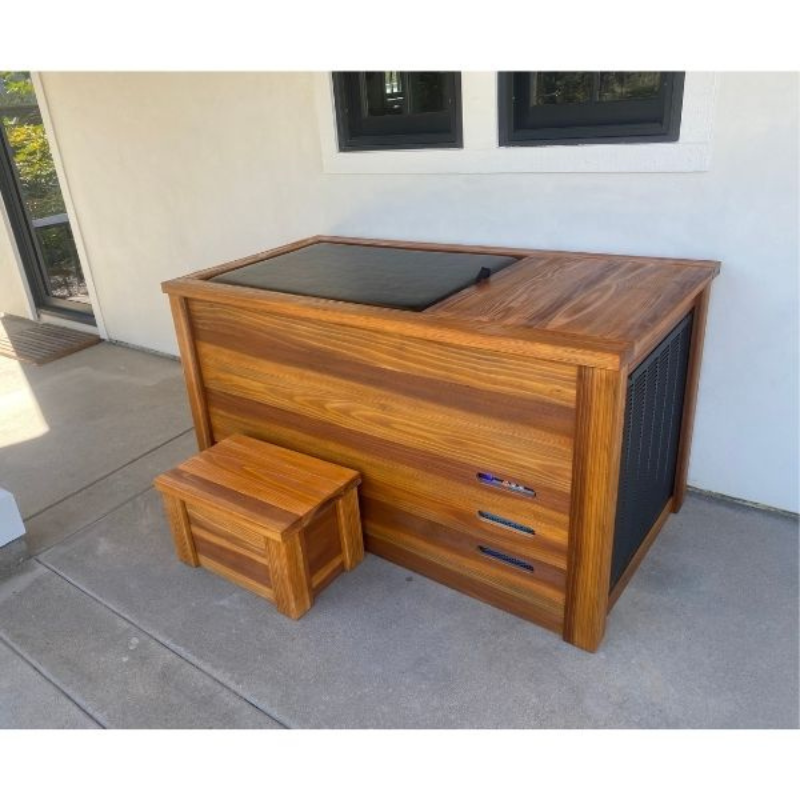 Kooru Cold Plunge Tub – Redwood Ice Bath with Integrated Chiller & Filtration System